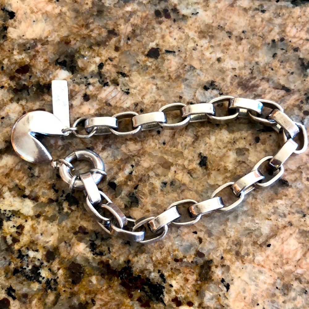 Silver fortune cookie bracelet says drama queen !!!